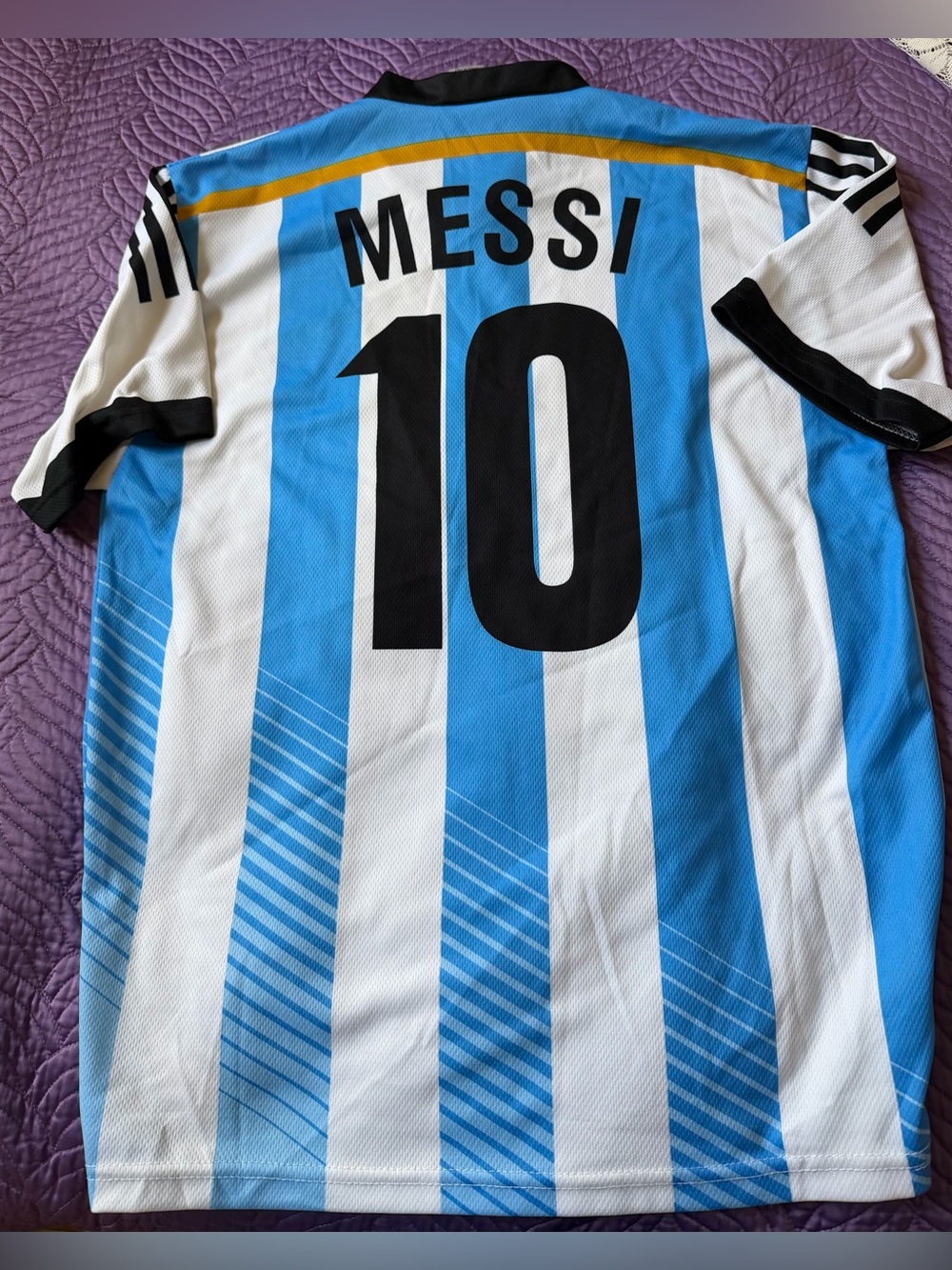 Barely used Messi Argentina jersey